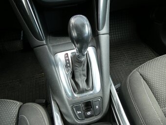Opel Zafira 2.0 CDTi 125kW automat, serviska - 18