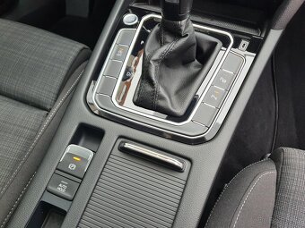 VW Passat B8 Variant 2.0 TDI 110kW DSG - záruka Autodraft - 18