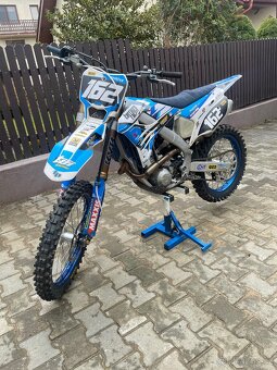 TM 250 MX FI 4T 2023 - 18