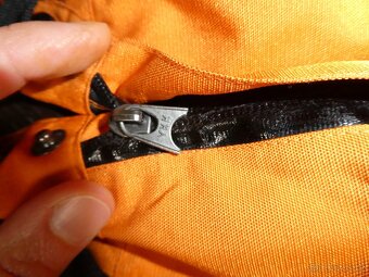 North Face kalhoty s Gore-texem - vel. S a M - 18
