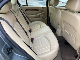 Jaguar X-Type 2.0 TD, 96 kW, r. 10/2005, kůže, ALU, nová STK - 18