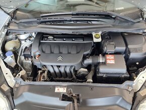 Citroen C4 2.0i 103kW AUTOMAT/EXCLUSIVE/XENONY/2 SADY KOL - 18