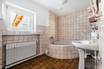 Dvougenerační RD (3+1, 4+kk), 2.135 m2 pozemek, Železný Brod - 18