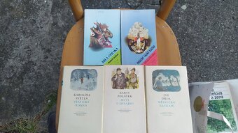Starší knihy - mix - 18
