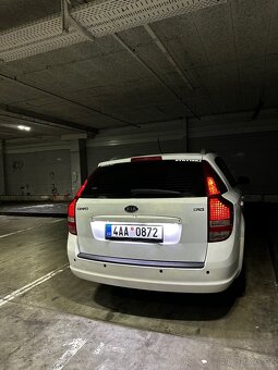 kia ceed 2011 1.6 crdi - 18