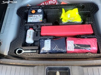 Suzuki Vitara, 1.4i BoosterJet aut.4x4 plná v - 18