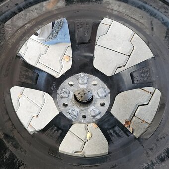 Original Audi ROTOR příplatkové z RS3 8,5j a 8,0j R19 - 18