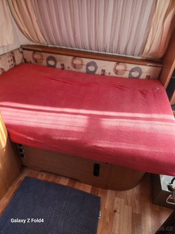 Na prodej: Dvouosý karavan LMC 570 – plně soběstačný, ideáln - 18