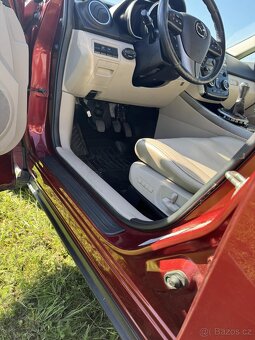 Mazda CX7 Revolution max výbava - 18