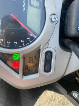 Honda CB 600F Hornet - 18