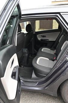 KIA ceed SW JD 1,6 GDI TOP - 18