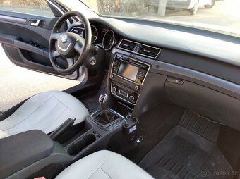 Škoda Superb 1.6 TDi-77kw - 18