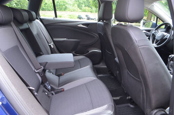 PRODÁM OPEL ASTRA 1.5D COMBI INOVATION MAX.VÝBAVA - 18