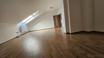 Cihlový RD 6+kk na parcele 1053m2, Brno venkov Pohořelice, s - 18