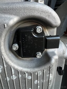 BMW M5/M6 S85B50A olejová vana 7836341 - 18