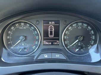Škoda Rapid, 1.6TDI Ambition Fresh Spacebck - 18