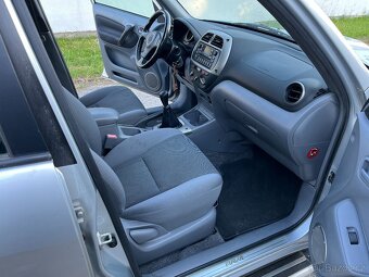 Toyota Rav4 2.0D-4D 4WD - 2003 - 153.100km - nové ME+TK - 18