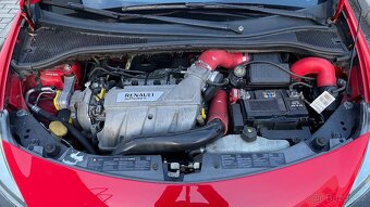 RENAULT CLIO RS 2.0i 145kW - 18