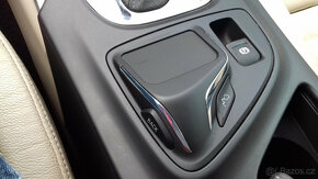 Opel Insignia 2,0 CDTi Sports Tourero SW 4x4 Nová TK - 18