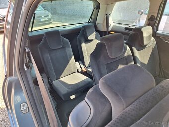 Citroen C4 2.0HDi 110KW Grand Picasso Exclusive 7Míst - 18