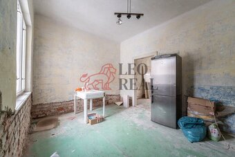 Prodej rodinného domu 220 m2, pozemek 390 m2 - 18