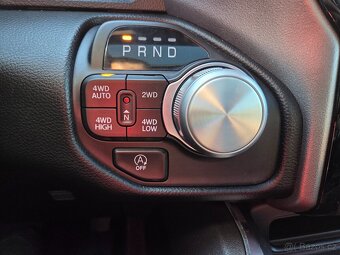 DODGE RAM V 1500 2020 5.7 HEMI 4x4 LARAMIE OFF-ROAD - 18
