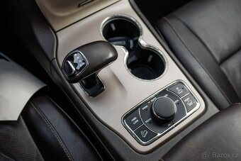 Jeep Grand Cherokee 3.0L V6 TD Summit AT - 18