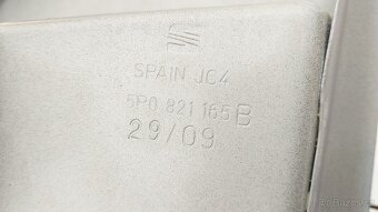 Seat LEON II – Blatníky přední LC9Z - 18