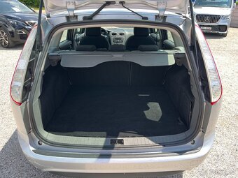 Ford Focus 1.6i 74kW sada kol, výhřev skla - 18