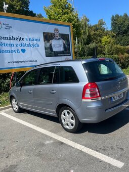 Opel Zafira B 1.6i - 18