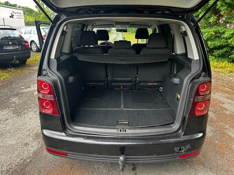 Volkswagen Touran 1,6 MPi 75kw, nové rozvody, 2008, 7 míst - 18