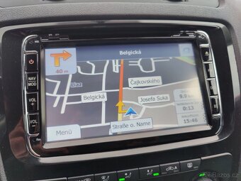 Škoda Octavia 1,8 TSi Laurin&Klement DSG top - 18