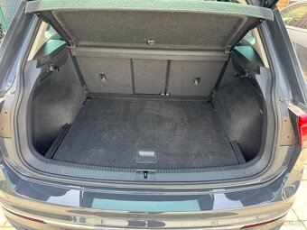 VW Tiguan 2.0TDI DSG ACC LANE SIDE AMBIENT 46t - 18