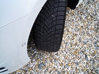 Volkswagen Golf, 1.4TSi COMFORTLINE-SERVIS-103KW - 18