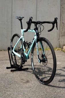 PRODÁNO Bianchi Aria Disc vel. 55 | Ultegra R8100 | Fulcrum - 18