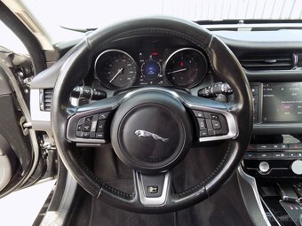 Jaguar XF 2.0D 132 KW KŮŽE TAŽNÉ - 18