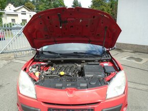 Renault  Mégane  1.6 81kW - 18