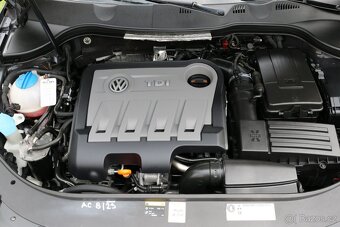 Volkswagen Passat 2.0 103KW,TAŽNÉ ,navigace - 18