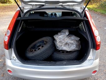 Ford Fiesta 1.3i 51kw - 18