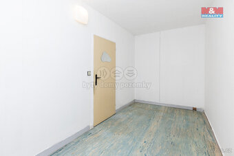 Prodej bytu 4+1, 76 m², Pardubice, ul. Chemiků - 18