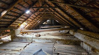 REZERVOVÁNO Prodej rodinného domu 3+1 k demolici, studna, p - 18