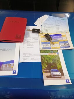 Peugeot 307cc / 2.0 16v // KRÁSNÁ // BEZ KOROZE - 18