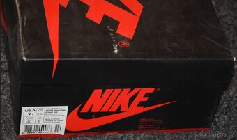 NIKE AIR Jordan 1 Retro High, velikost EU 40, jako nové - 18
