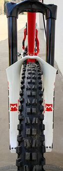 Enduro Banschee Wildcard - 18