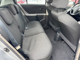 Toyota Yaris 1.3i 74kw, 116 000km - 18