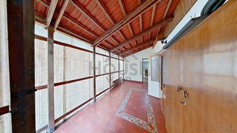 Prodej rodinného domu 4+1 na pozemku 938 m2 s prostornou díl - 18