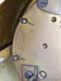 TOP nádherné starožitné mechanické figurální hodiny se sloup - 18