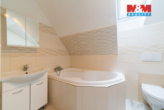 Prodej nájemního domu, 180 m², Plesná, ul. Kostelní - 18