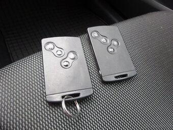 Renault Clio 1.2i Combi r.v.2014 (54 kw) klima stk:7/2027 - 18