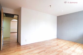 Prodej rodinného domu 4+kk, 3+kk a 2+kk, 250 m2, pozemek 180 - 18